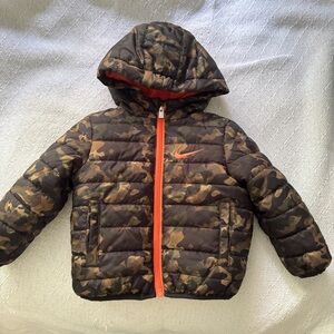 Nike Camouflage Baby Boy Hooded Puffer Jacket Size 12M